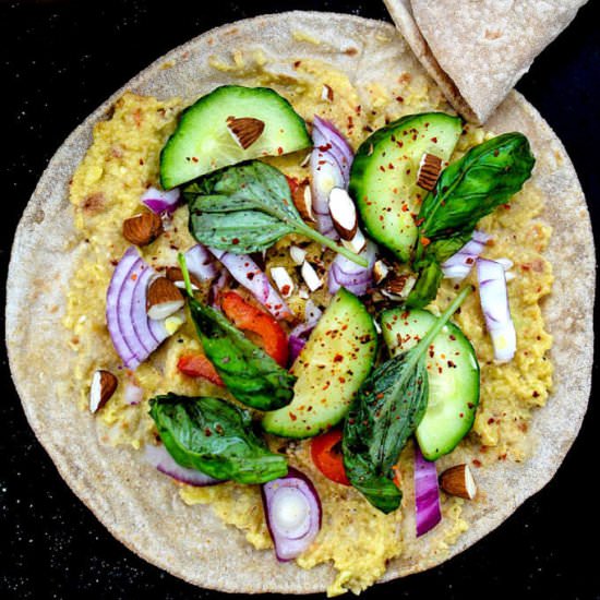 Indian Chapati with Peppery Spread