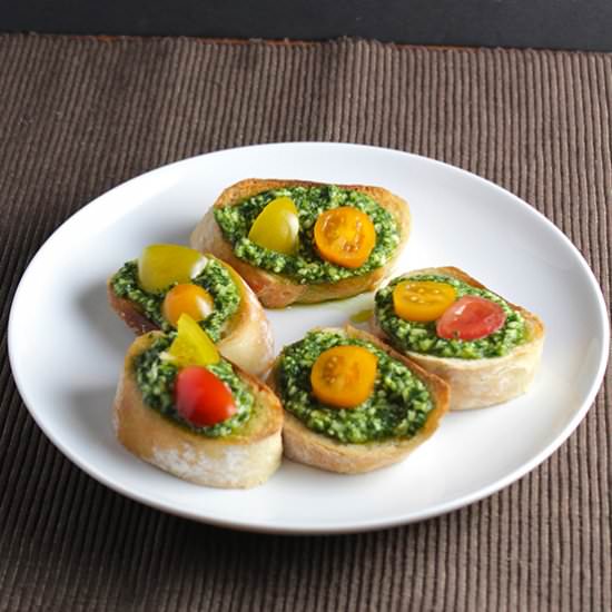 Basil Pesto Crostini