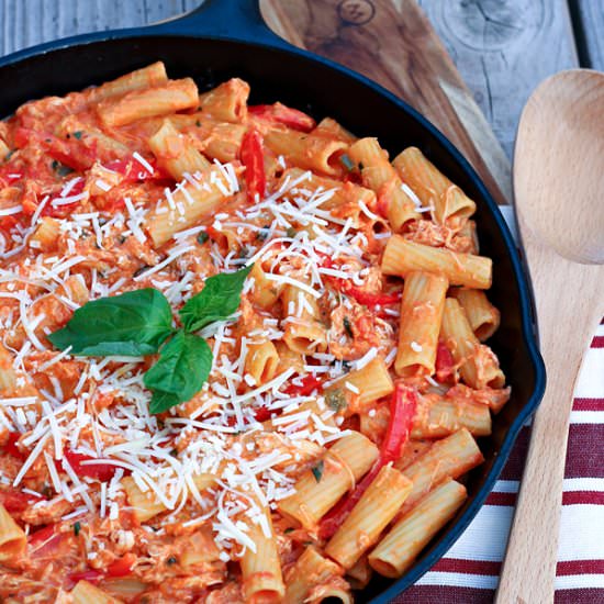 One Pot Spicy Chicken Riggies