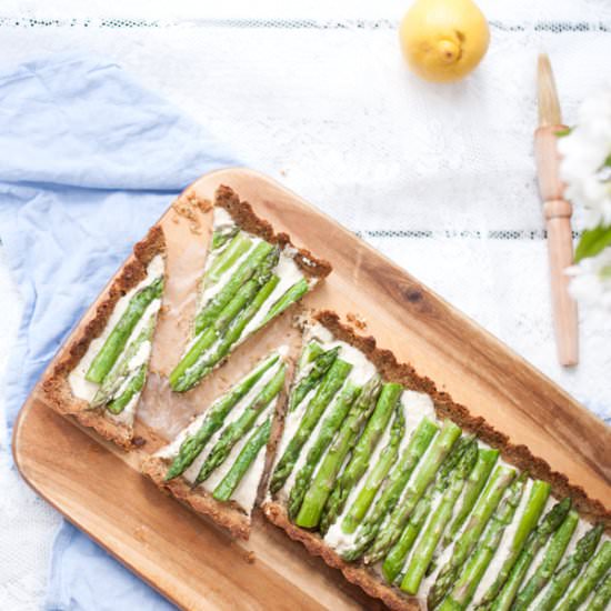 Vegan Asparagus Tart