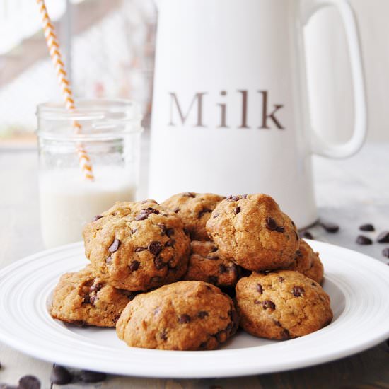 Vegan Dark Chocolate Chip Cookies