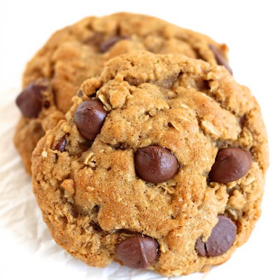 Oatmeal Chocolate Chip Cookies