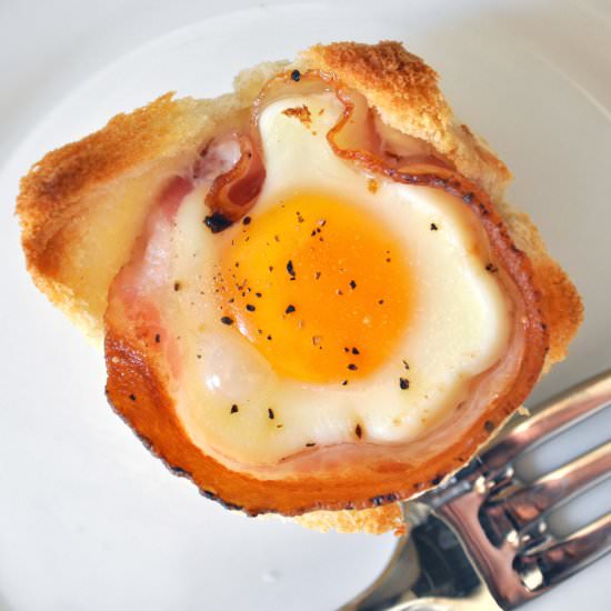 Egg and Pancetta Bread Cup