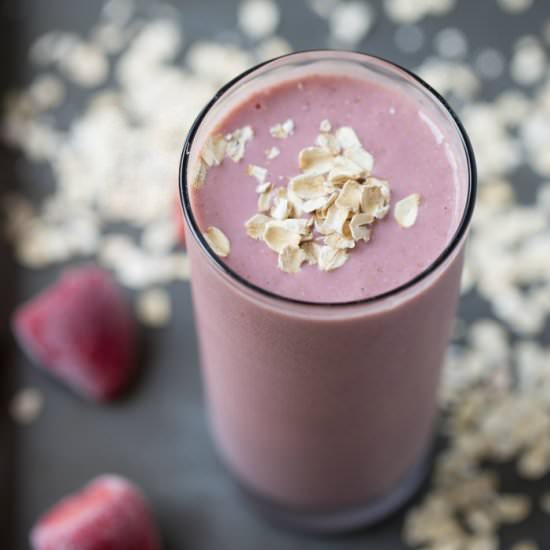 Strawberry Banana Oatmeal Smoothie