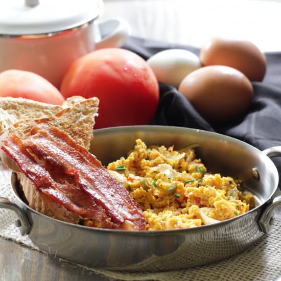 Eggs & Tomato Breakfast Dish