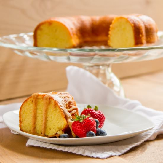 Almond Cake with Coconut Butter