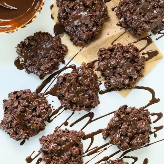 No Bake Chocolate Almond Cookies