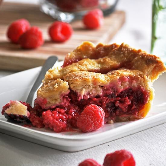 Homemade Fresh Raspberry Pie