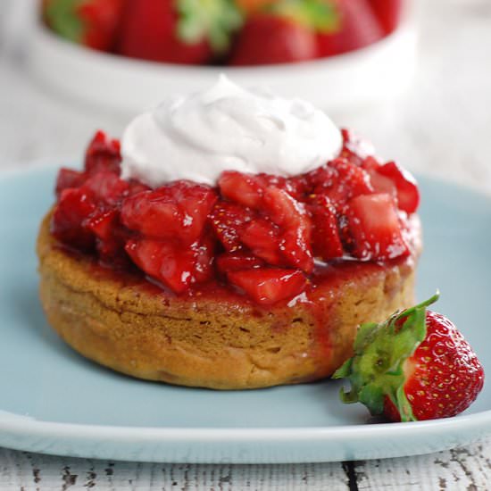Lavender Gin Strawberry Shortcake