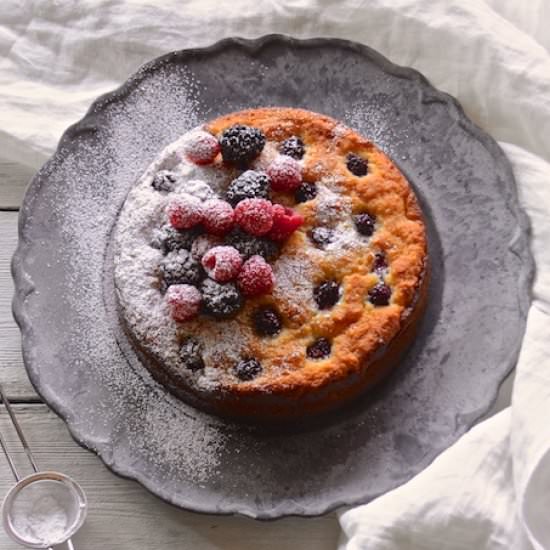 Ricotta and Berry Cake