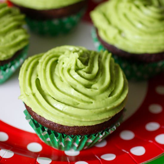 Choc-Mint Surprise Cupcakes