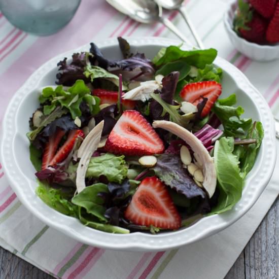 Chicken, Strawberry & Almond Salad