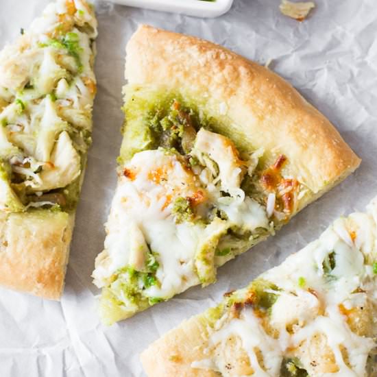 Roasted Garlic Chicken Pesto Pizza