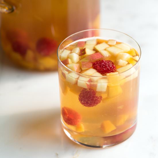 Fruity White Sangria