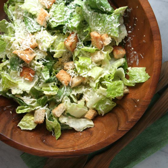 Creamy Caesar Salad Dressing