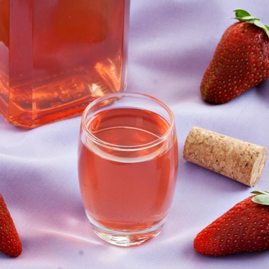 Fragolino Liqueur
