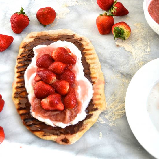 Grilled Strawberry Nutella Pizza