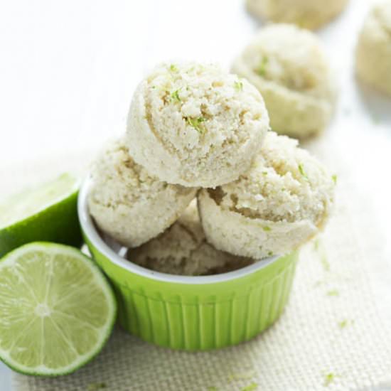 Key Lime Pie Macaroons