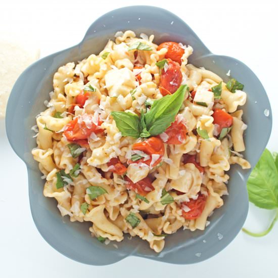 Caprese Pasta Salad