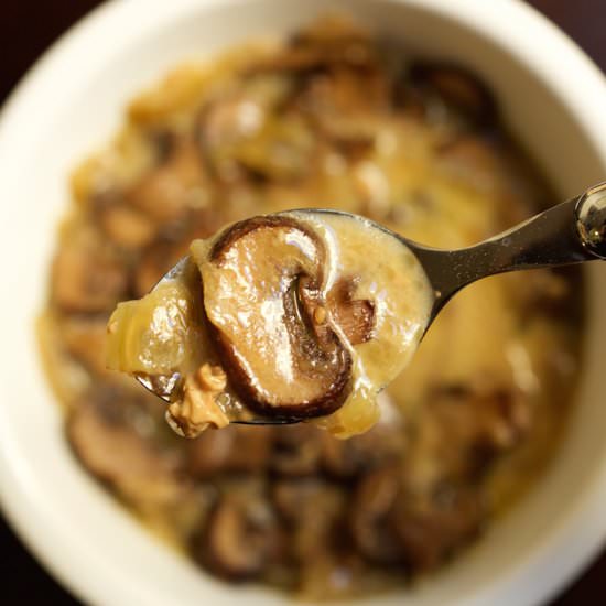 Creamy Mushroom & Brie Soup