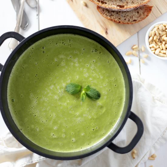 Creamy Asparagus and Pea Soup