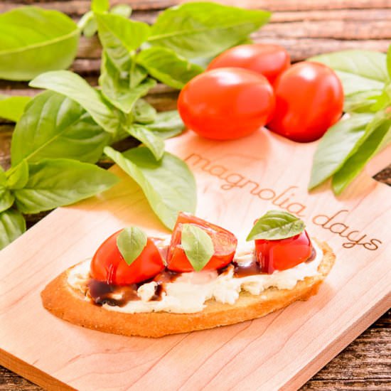 Tomato Blue Cheese Crostini