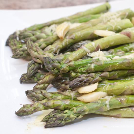 Garlic & Gruyere Roasted Asparagus