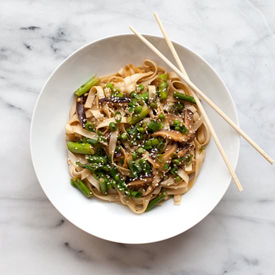 Udon Noodle Stir-Fry