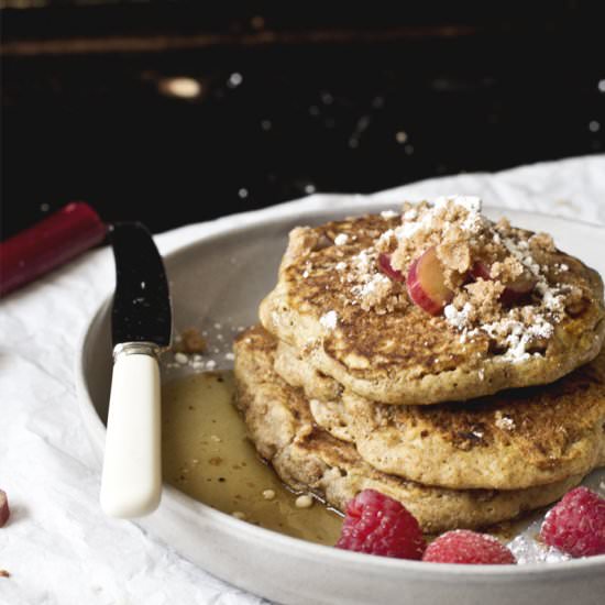 Rhubarb Crumble Pancakes