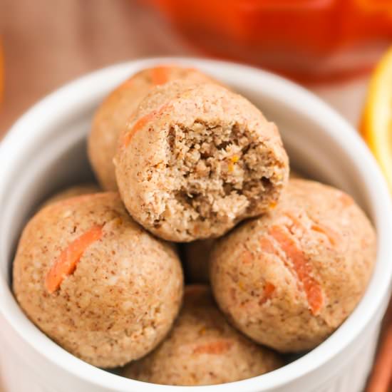 Healthy Carrot Cake Energy Bites