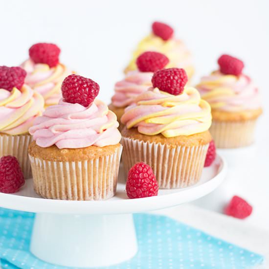 Raspberry Lemonade Cupcakes