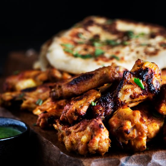 Tandoori Chicken Wings & Naan