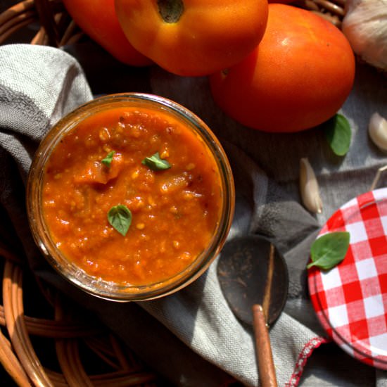 Basic tomato sauce