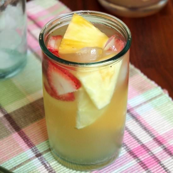 Pineapple Sangria