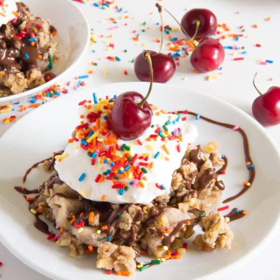 Banana Split Crumble