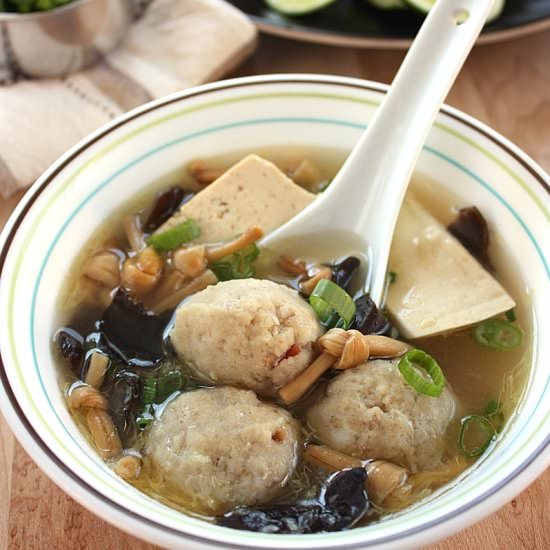 Fish bals and tofu soup
