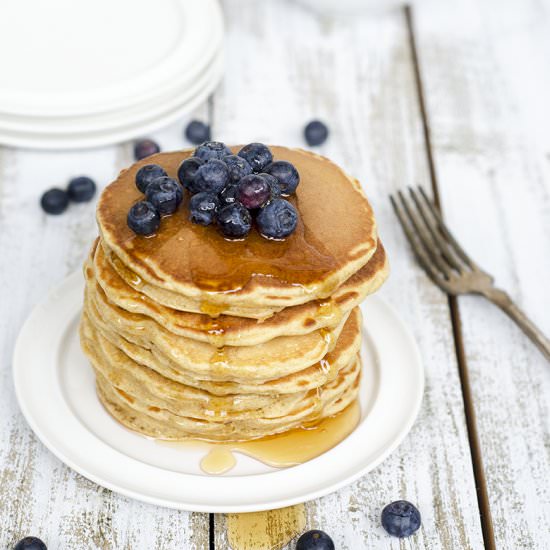 Pancakes with kesam and blueberries