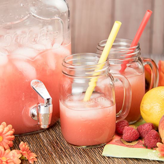 Peach And Raspberry Lemonade