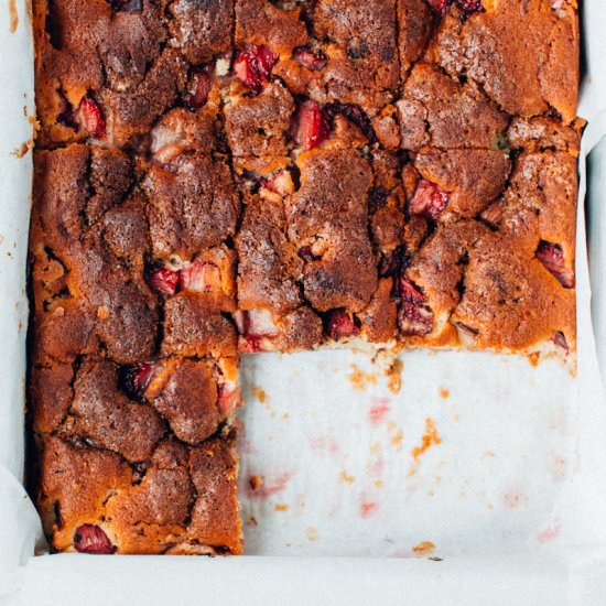 Strawberry Rhubarb Yogurt Cake