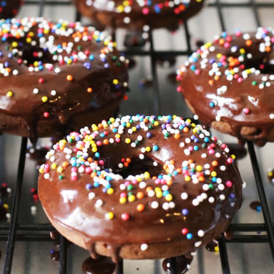 Baked Chocolate Banana Doughnuts
