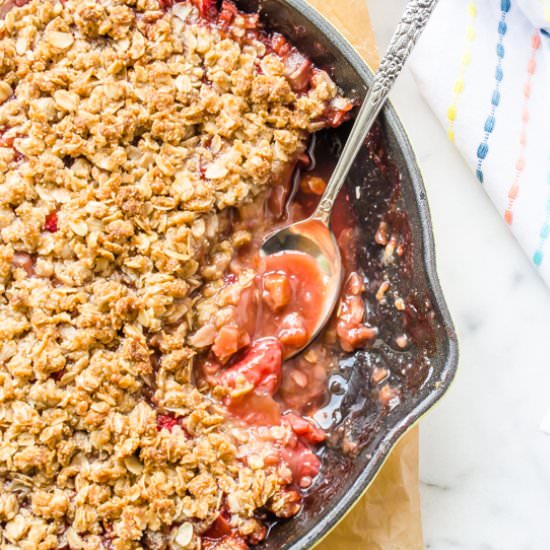 Skillet Strawberry Rhubarb Crisp