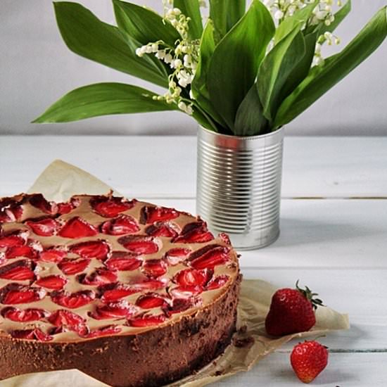 Chocolate & Strawberry Cheesecake