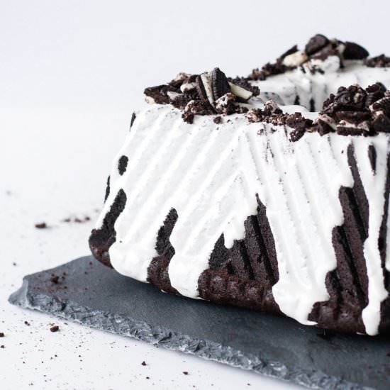 Oreo Bundt Cake