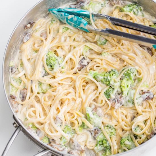 Broccoli Mushroom Alfredo Pasta