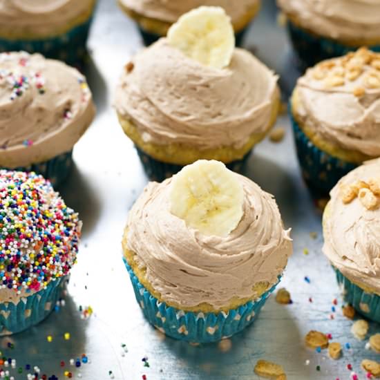 Banana Cupcakes + Nutella Frosting
