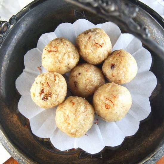 Kaju Rava Laddu