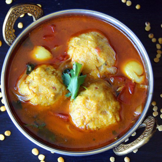 Paruppu Urundai Kuzhambu