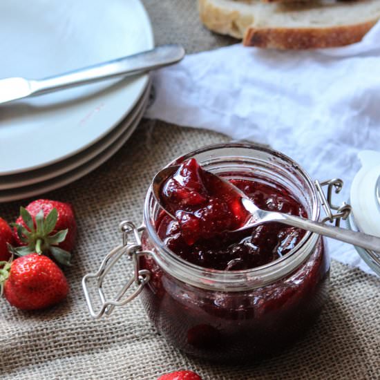 Homemade Strawberry and Vanilla Bean Jam