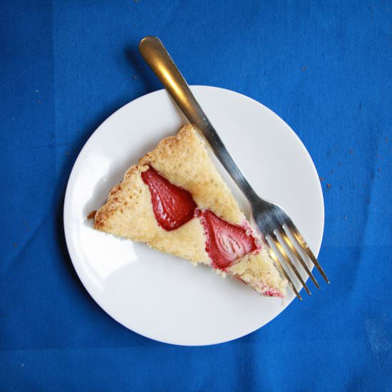 Strawberry Cardamom Cake