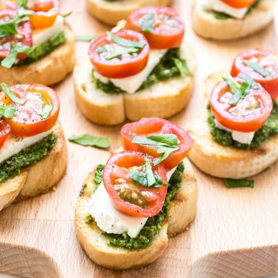 Pesto Bruschetta